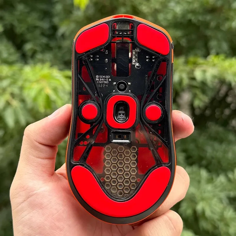 1 Piece Mouse Bottom Dustproof Sticker For Fnatic x Lamzu Maya X / Maya Clear Black Carbon Fibre Dust Proof Stickers